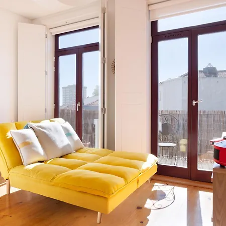 아파트 ! Lighty Santa Catarina ! Balcony & Dishwasher! *